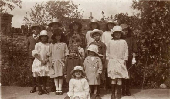 Group of children. Cyril Yeates, second row with white hat