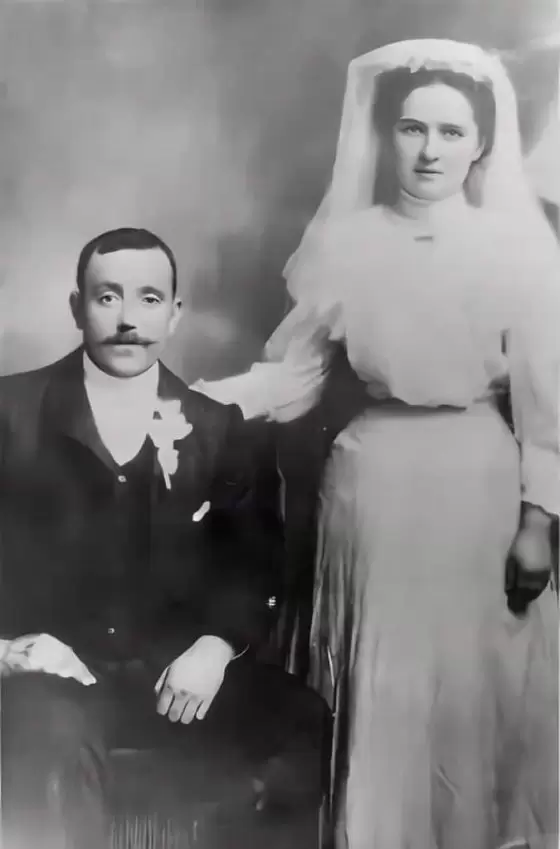 John Thomson and Henrietta MacKenzie on their wedding 12 March 1908